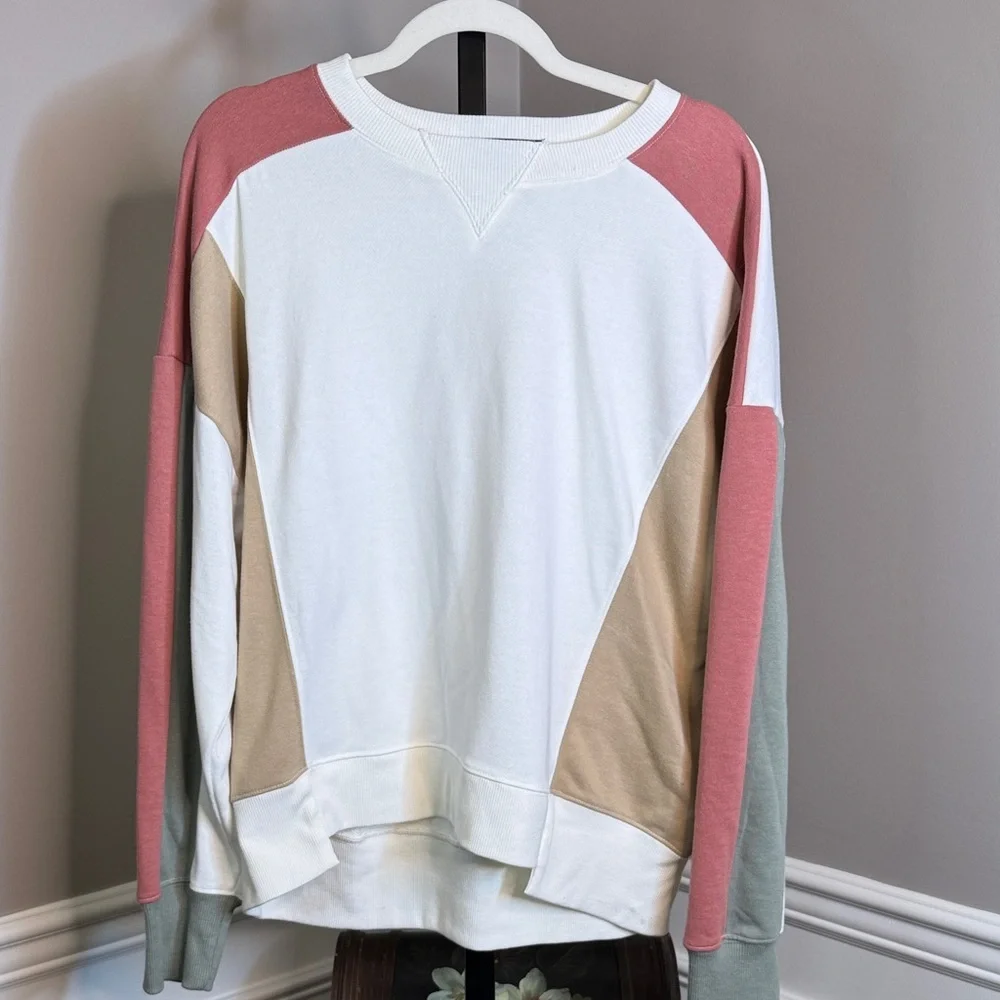 Vinyl Icons Cream Sweatshirt Size large - Picture 1 of 4